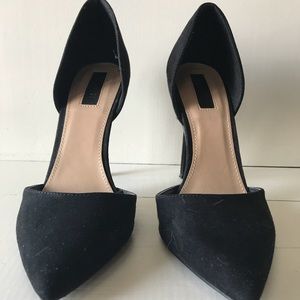 Forever 21 Shoes - Black heels Forever 21 Shoes - Black heels